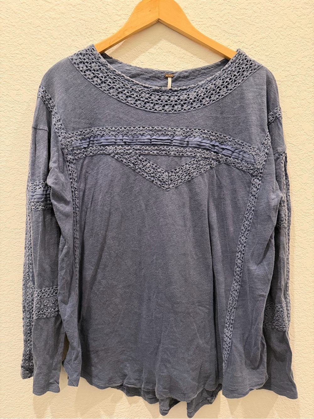 Free People Blue Crochet Lace Trim Long Sleeve Boho Slub Knit Top Small